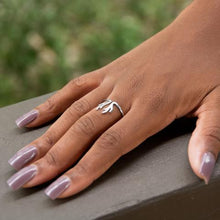 Load image into Gallery viewer, Adorable Antler Split Ring